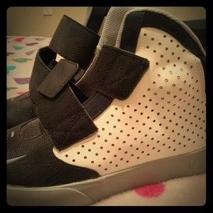 Nike High Topps Sneakers